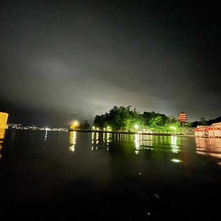 Отель Miyajima Morinoyado Хацукаити Экстерьер фото