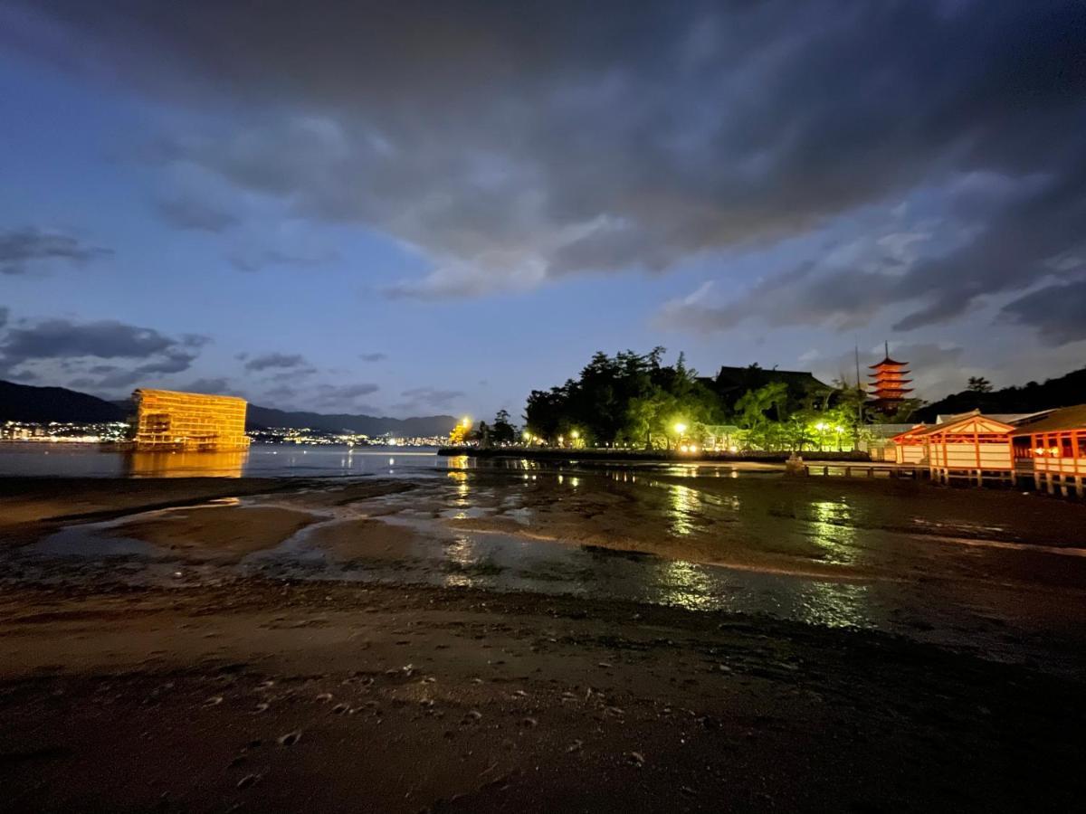 Отель Miyajima Morinoyado Хацукаити Экстерьер фото