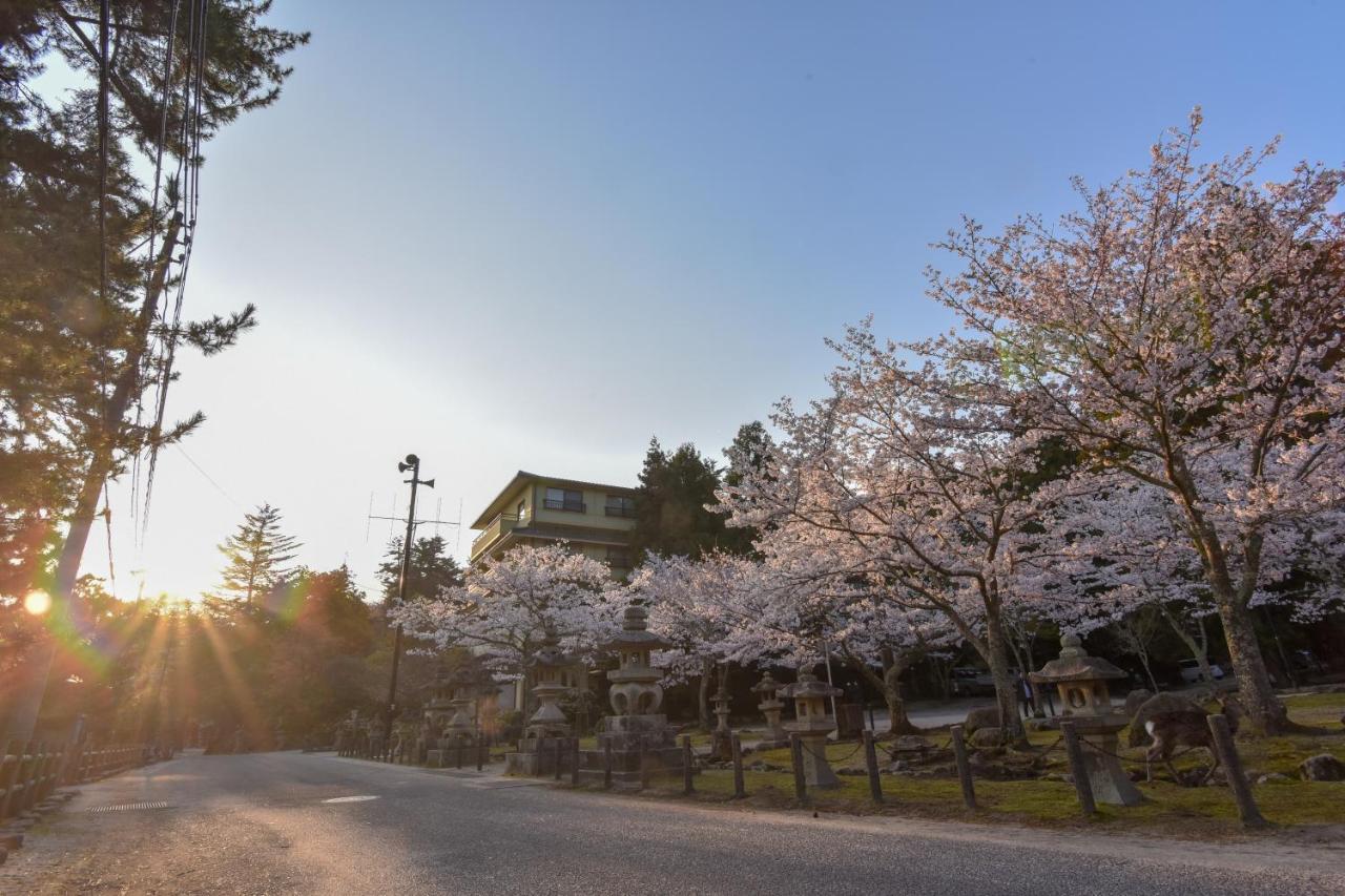 Отель Miyajima Morinoyado Хацукаити Экстерьер фото